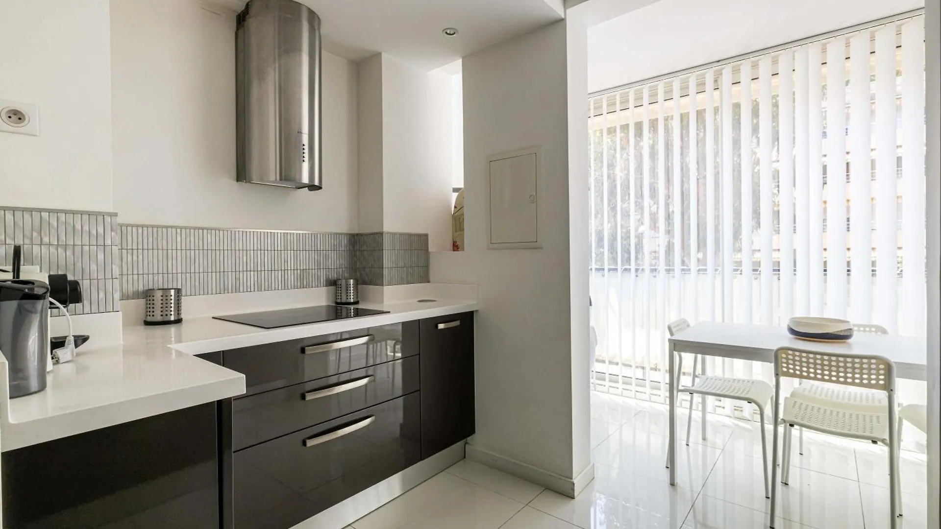 Splendid Flat In The Heart Of Saint-Tropez With Paアパートメント
