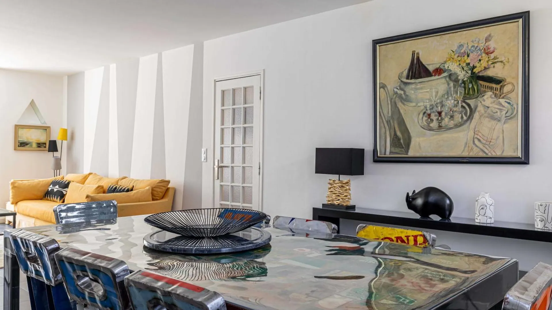 Splendid Flat In The Heart Of Saint-Tropez With Paアパートメント アパート