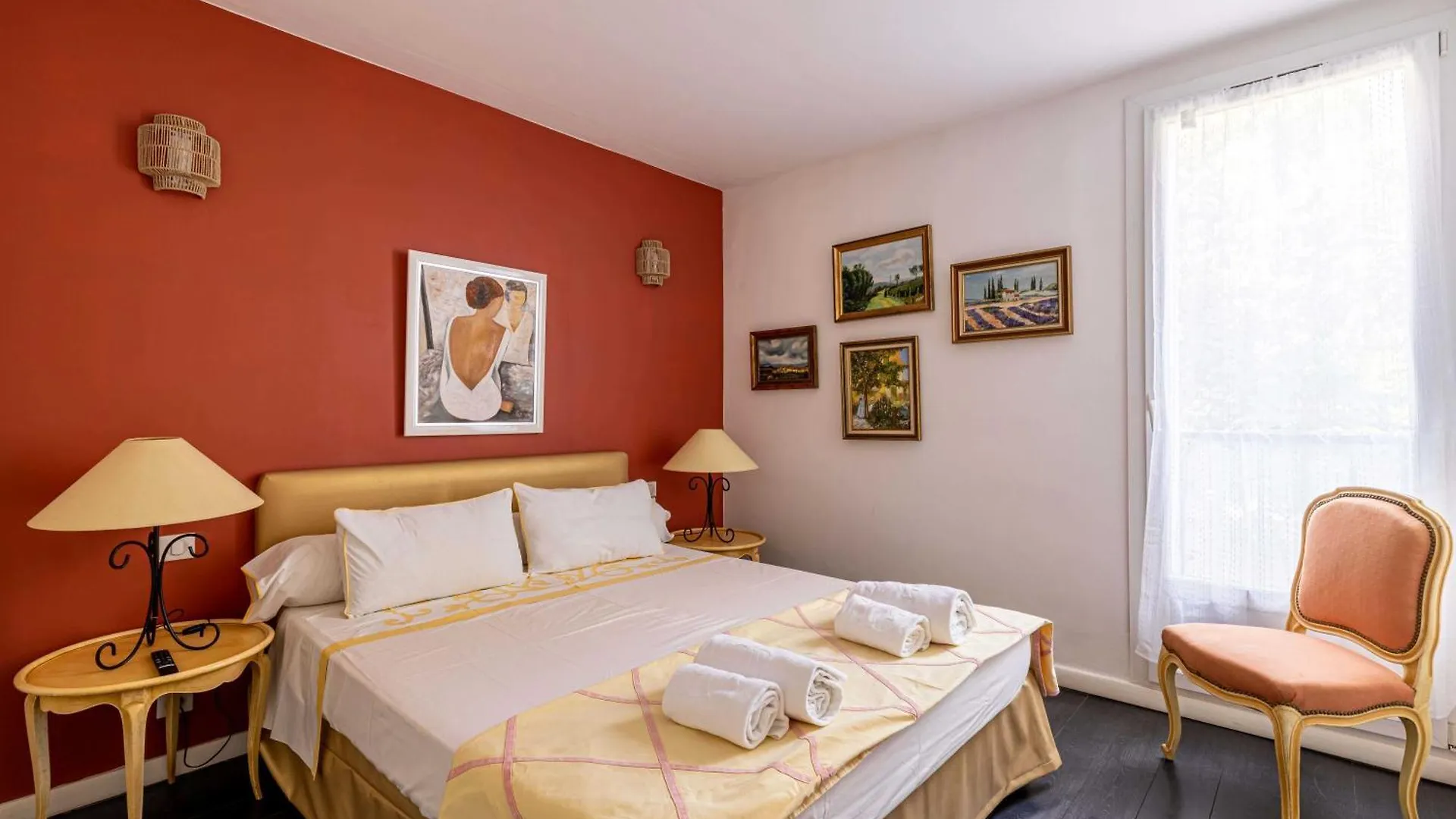 アパート Splendid Flat In The Heart Of Saint-Tropez With Paアパートメント フランス